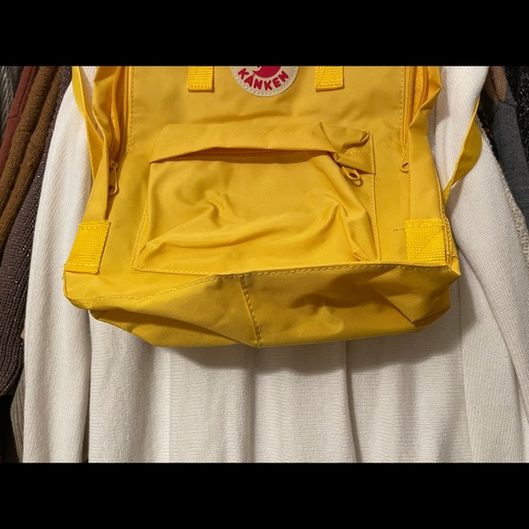 Fjallraven Backpack - Picture 4 of 8